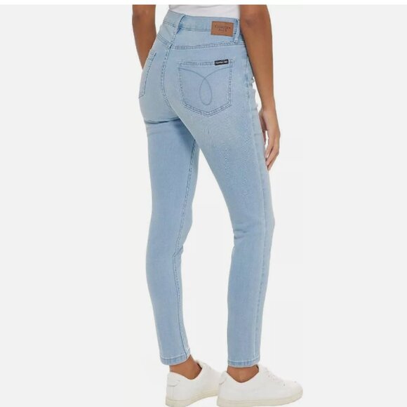 Calvin Klein Jeans Women High Rise Skinny Jean Light Blue (Marina) - Picture 2 of 4